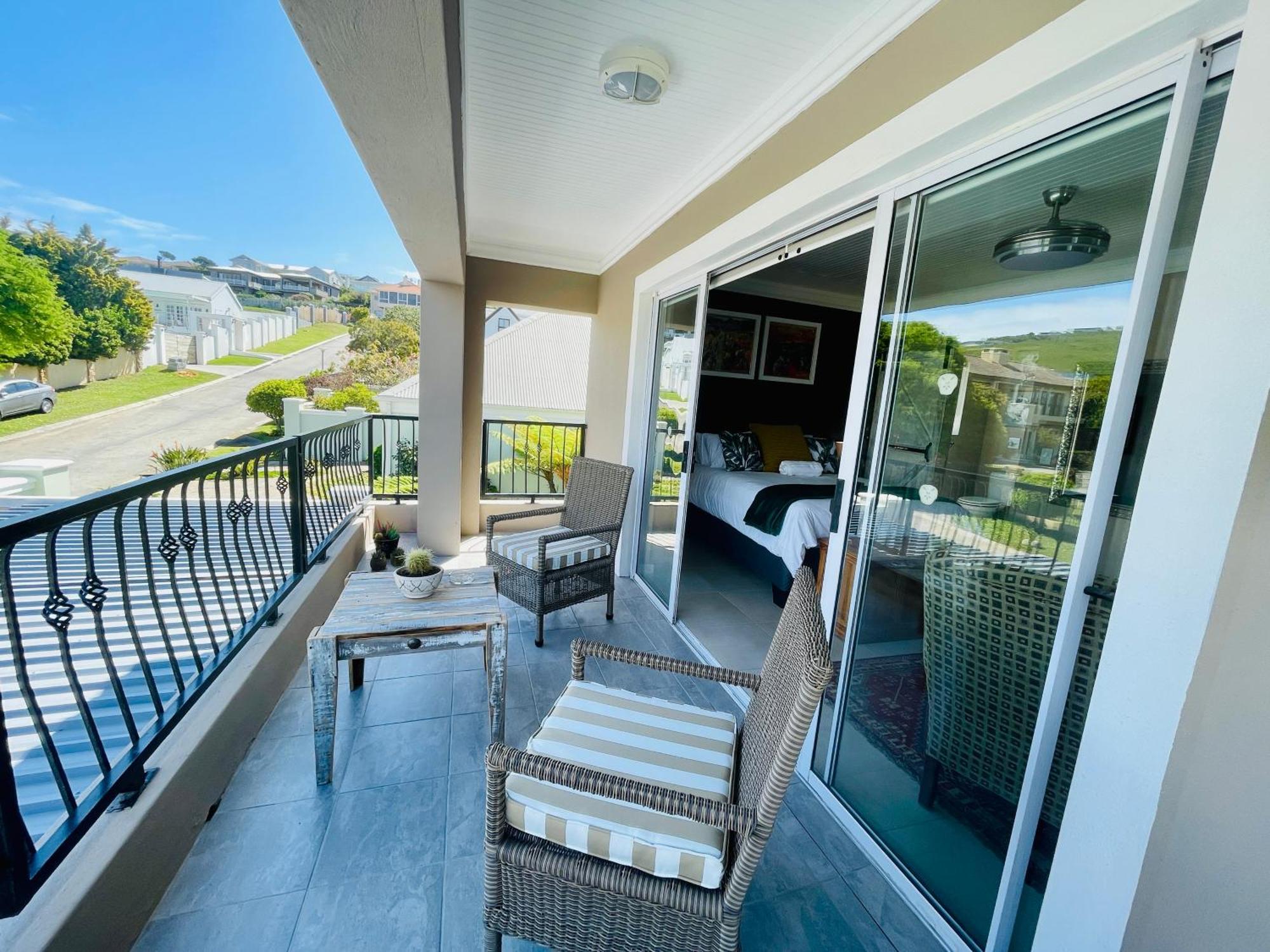 Calm Waters Guesthouse Plettenberg Bay Quarto foto