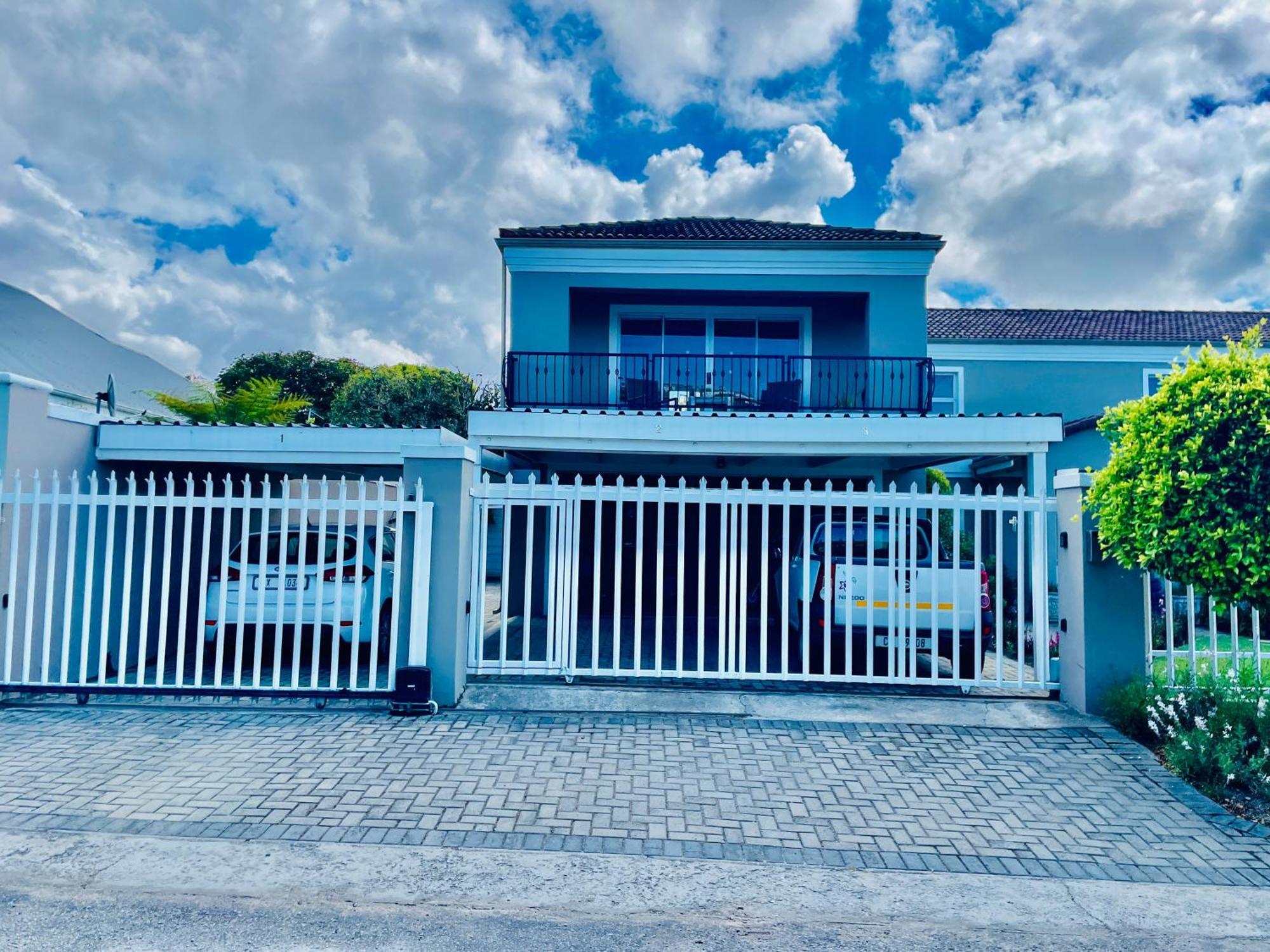 Calm Waters Guesthouse Plettenberg Bay Exterior foto